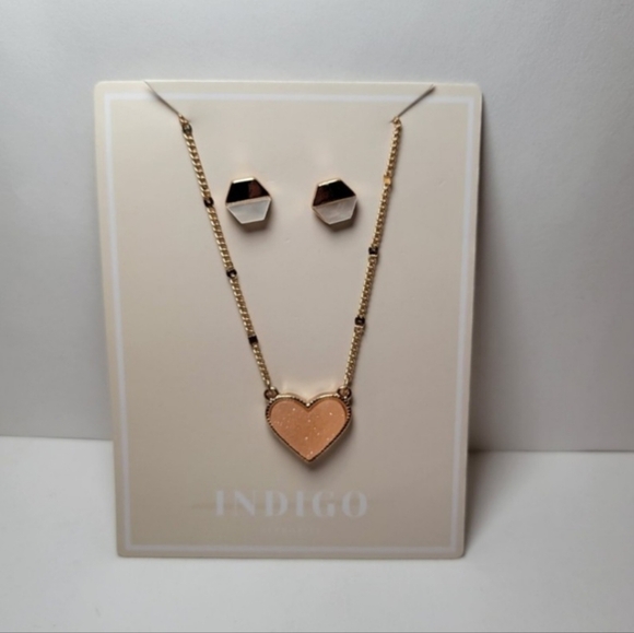 Indigo Authority Elliana Pave Heart Necklace & Earring Set Gold NEW WITH TAGS - Picture 2 of 3